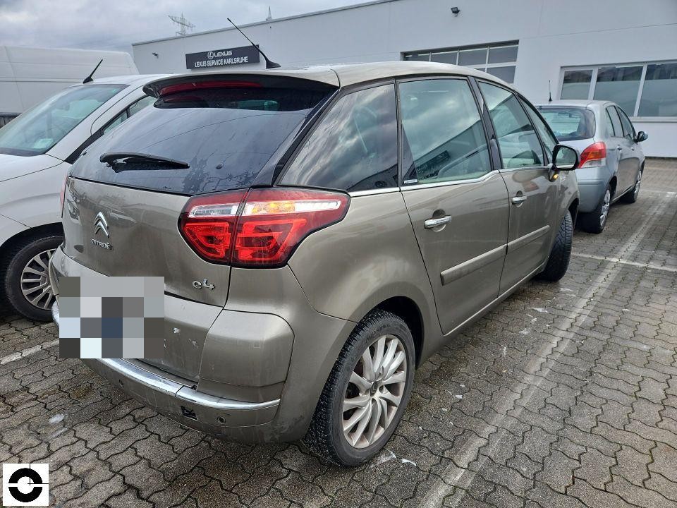 Heckschaden Citroën C4 Picasso - Dokumentiertes Gutachten aus Kitzingen